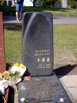 Brandon Lee Grave
