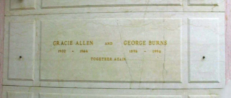 thumbnail interactive-video image 1 of George Burns & Gracie Allen Old Time Radio Shows | 272 Episodes On USB Flash Drive 1 of 2