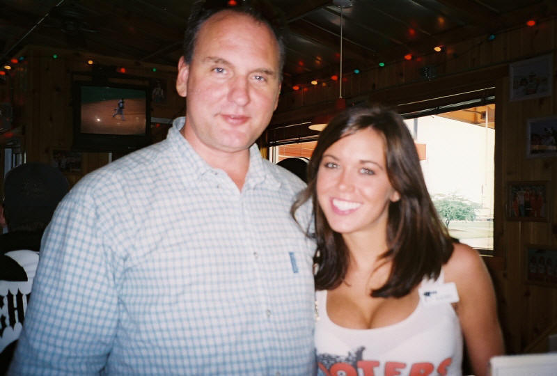 Paul with Janesville Hooters girl