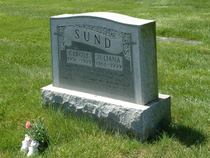 Carole and Juli Sund Grave